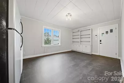 211 Lenoir Street, Morganton, NC 28655 - Photo 23