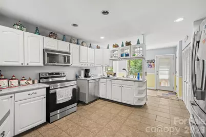 433 Foster Lake Road, Blacksburg, SC 29702 - Photo 15