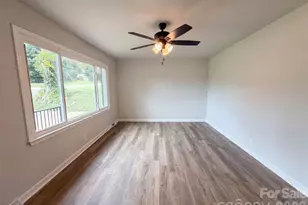2510 Middleton Dr, Gastonia, NC 28054 - Photo 3