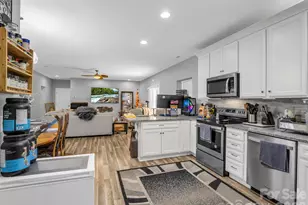 16 Starlight Dr, Black Mountain, NC 28711 - Photo 7