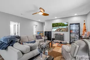 16 Starlight Dr, Black Mountain, NC 28711 - Photo 5