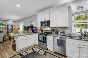 16 Starlight Dr, Black Mountain, NC 28711 - Photo 9