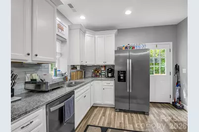 16 Starlight Drive, Black Mountain, NC 28711 - Photo 3