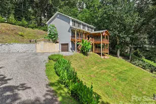 133 Shadow Oak Ln, Clyde, NC 28721 - Photo 3