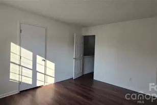 3109 Heathstead Place, Charlotte, NC 28210 - Photo 11