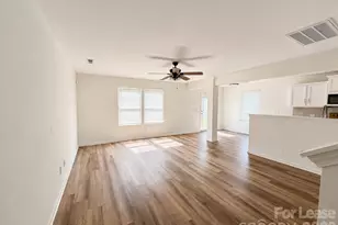 3220 Capitol Dr, Charlotte, NC 28208 - Photo 5