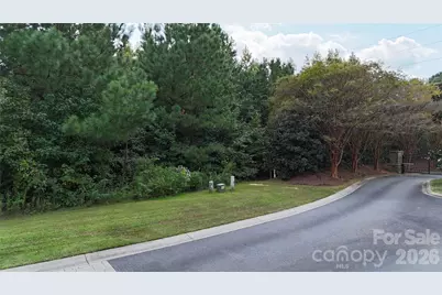 8335 Victoria Lake Drive, Waxhaw, NC 28173 - Photo 15