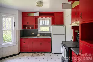 511 McClure Crk Rd, Canton, NC 28716 - Photo 29