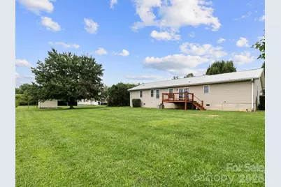 11 Cathy Court, Hendersonville, NC 28792 - Photo 27
