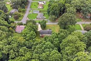 106 N Arlington Ave, Jonesville, NC 28642 - Photo 29