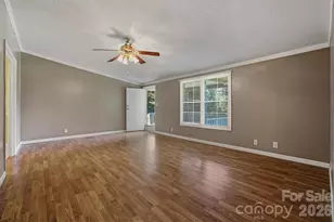 3006 Reba Cardwell Ln, Lenoir, NC 28645 - Photo 3