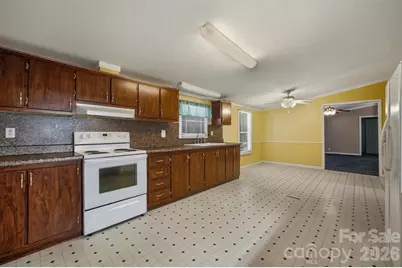 3006 Reba Cardwell Lane, Lenoir, NC 28645 - Photo 11