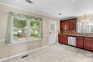 603 Colonial Dr, Statesville, NC 28625 - Photo 11