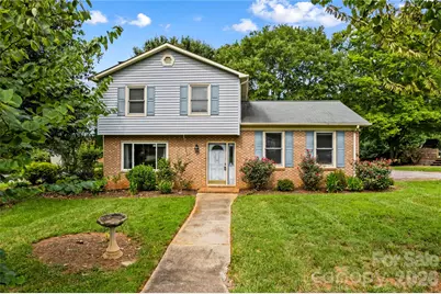 603 Colonial Drive, Statesville, NC 28625 - Photo 1