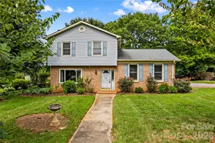 603 Colonial Dr, Statesville, NC 28625 - Photo 1
