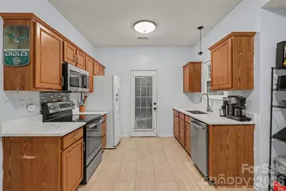 12021 Mourning Dove Lane, Charlotte, NC 28269 - Photo 11