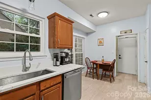 12021 Mourning Dove Ln, Charlotte, NC 28269 - Photo 13