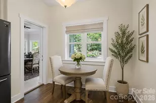 725 W Pine St, Hendersonville, NC 28739 - Photo 15