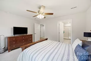 4104 Mackinnon Dr, Charlotte, NC 28214 - Photo 29