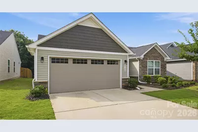 4104 Mackinnon Drive, Charlotte, NC 28214 - Photo 3