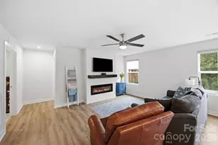 4104 Mackinnon Dr, Charlotte, NC 28214 - Photo 15