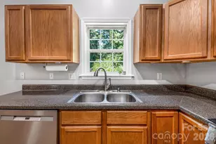 19 Oakcrest Pl, Asheville, NC 28806 - Photo 9