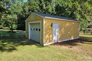 1210 Westover Cir, Rock Hill, SC 29732 - Photo 3