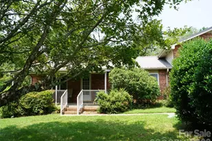 887 Upward Rd, Flat Rock, NC 28731 - Photo 9
