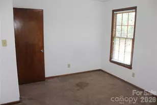 205 Inglewood Dr, Morganton, NC 28655 - Photo 13