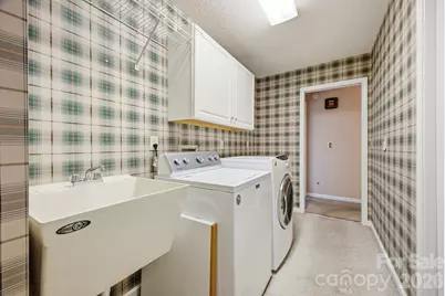 1870 Riverview Court, Hendersonville, NC 28739 - Photo 27