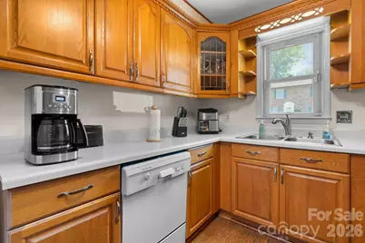 1330 5th Street NE #11, Hickory, NC 28602 - Photo 5