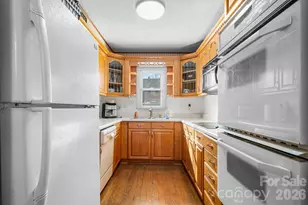 1330 5th St NE, Hickory, NC 28602 - Photo 7