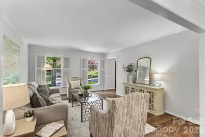 7721 Bradenton Drive, Charlotte, NC 28210 - Photo 9