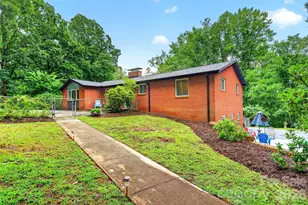 40 Mintz Ln, Swannanoa, NC 28778 - Photo 3