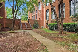 201 S Hoskins Rd, Charlotte, NC 28208 - Photo 21