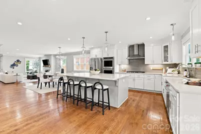 2617 Commonwealth Avenue, Charlotte, NC 28205 - Photo 9