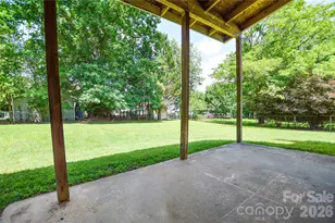 518 Vinecrest Dr, Matthews, NC 28105 - Photo 5