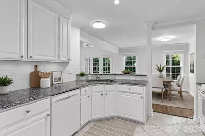 4818 Whistling Oak Court, Charlotte, NC 28269 - Photo 13