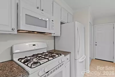 4818 Whistling Oak Court, Charlotte, NC 28269 - Photo 11