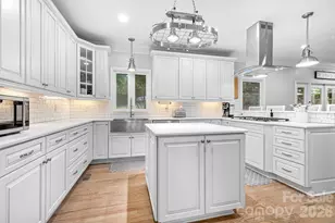 7048 Mariners Ct, Tega Cay, SC 29708 - Photo 17