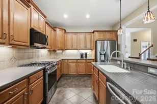 8330 Bourgess Ct, Fort Mill, SC 29707 - Photo 15