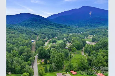 1644 State Hwy 80 S None, Burnsville, NC 28714 - Photo 37