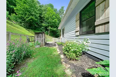 1523 Roaring Fork Road, Burnsville, NC 28714 - Photo 25