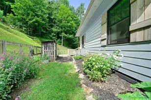 1523 Roaring Fork Rd, Burnsville, NC 28714 - Photo 25