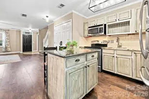 65 Park Terrace Dr, Clyde, NC 28721 - Photo 11
