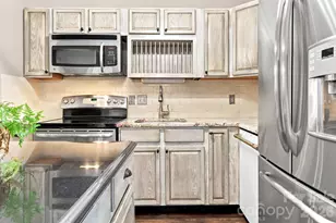 65 Park Terrace Dr, Clyde, NC 28721 - Photo 7