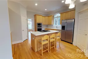 1105 Randolph Oaks Ct, Charlotte, NC 28211 - Photo 7