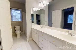 1105 Randolph Oaks Ct, Charlotte, NC 28211 - Photo 17