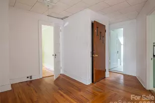 174 Pearson Dr, Asheville, NC 28801 - Photo 23
