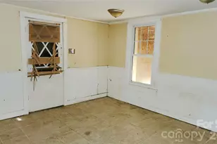 906 Trogdon St, North Wilkesboro, NC 28659 - Photo 15